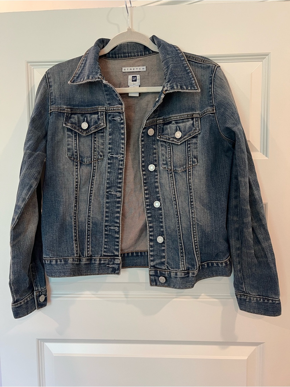 GAP Stretch Denim Jean Jacket Medium Blue Wash Classic Trucker Cotton Blend M - Picture 2 of 9